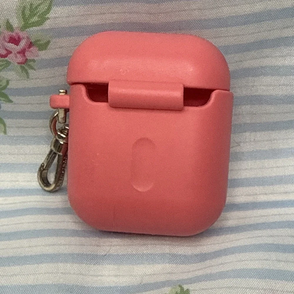 Kate Spade New York‎ Pink Silicone AirPods Case Cover Keychain Clip